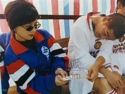 袁咏仪奢侈,品店选购包,张智霖陪伴,贪玩娱乐官网玩家首选,贪玩娱乐官网,贪玩娱乐官网游戏平台